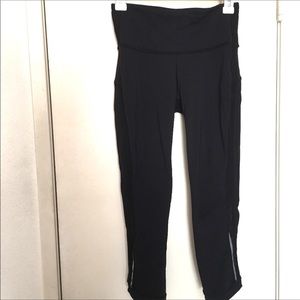 Lululemon Crops Black Mess